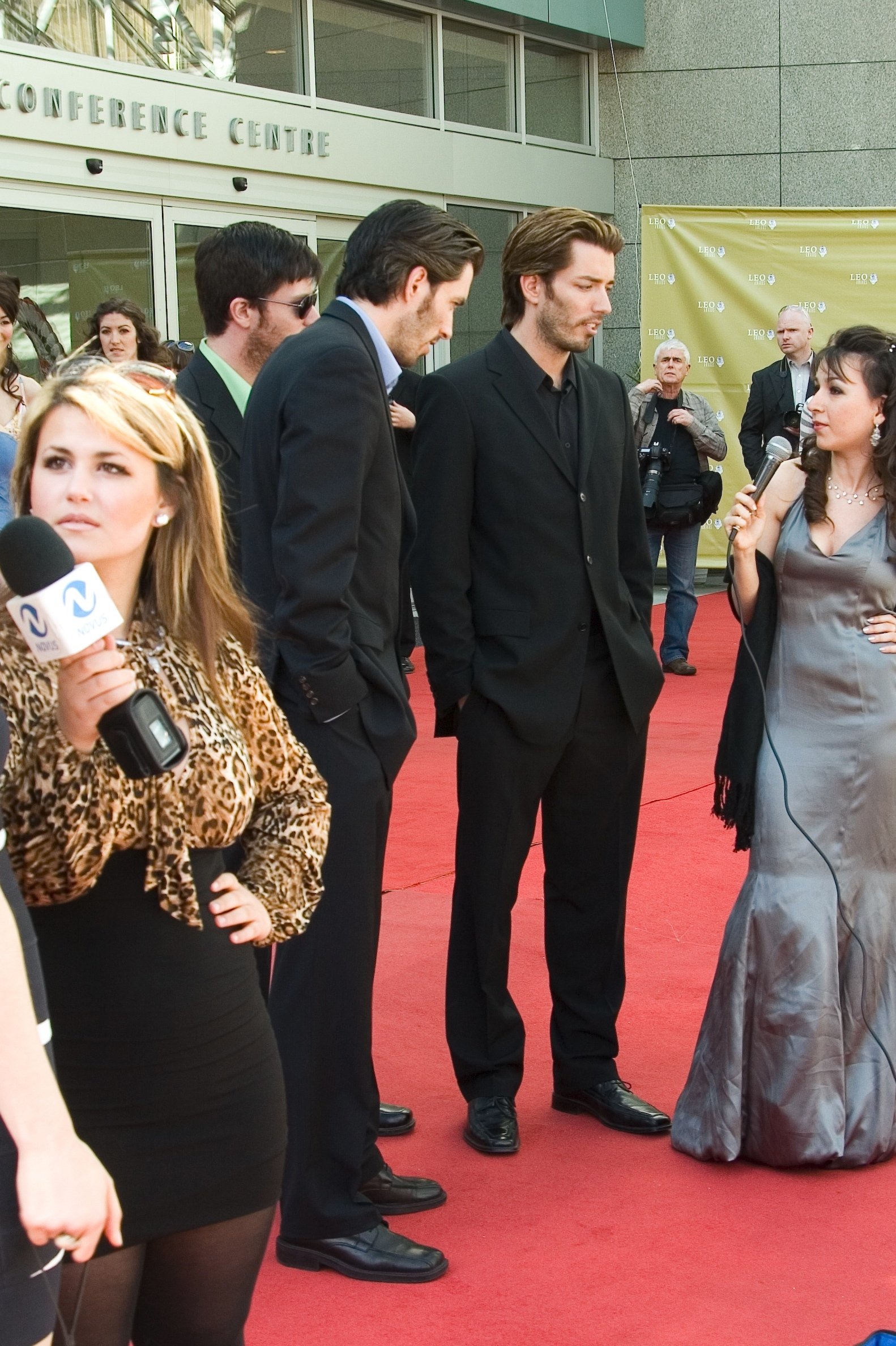 Drew Scott, JD Scott & Jonathan Silver Scott on 2009 Leo Awards Red Carpet.