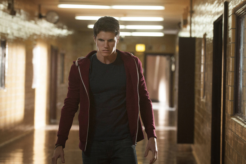 Still of Robbie Amell in The Tomorrow People (2013)