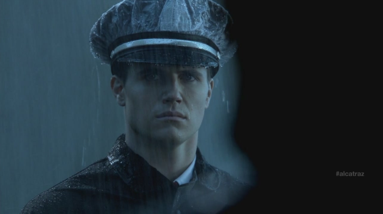 Robbie Amell in Alcatraz (2012)