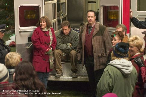 Still of Dan Aykroyd, Jamie Lee Curtis and Tim Allen in Christmas with the Kranks (2004)