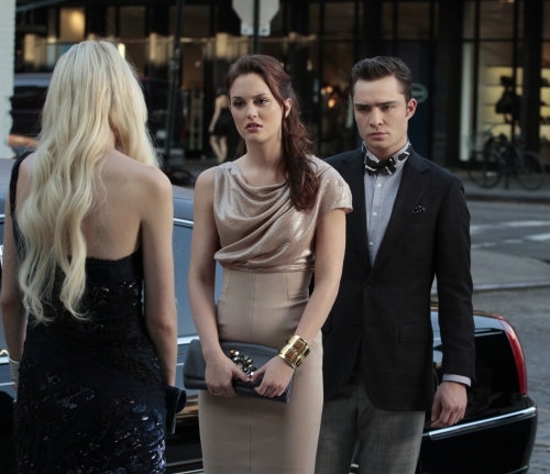 Still of Taylor Momsen, Leighton Meester and Ed Westwick in Liezuvautoja (2007)