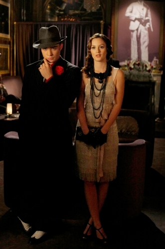 Still of Leighton Meester and Ed Westwick in Liezuvautoja (2007)