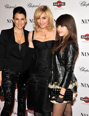 Madonna, Jessica Seinfeld and Lourdes Leon at event of Nine (2009)
