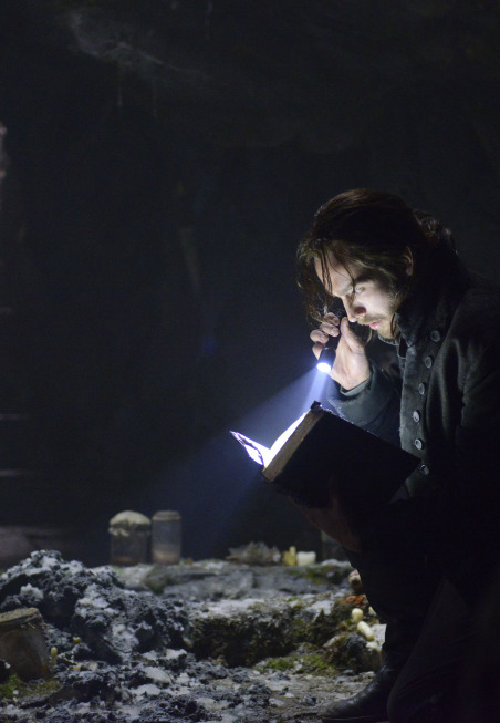 Still of Tom Mison in Sleepy Hollow (2013)