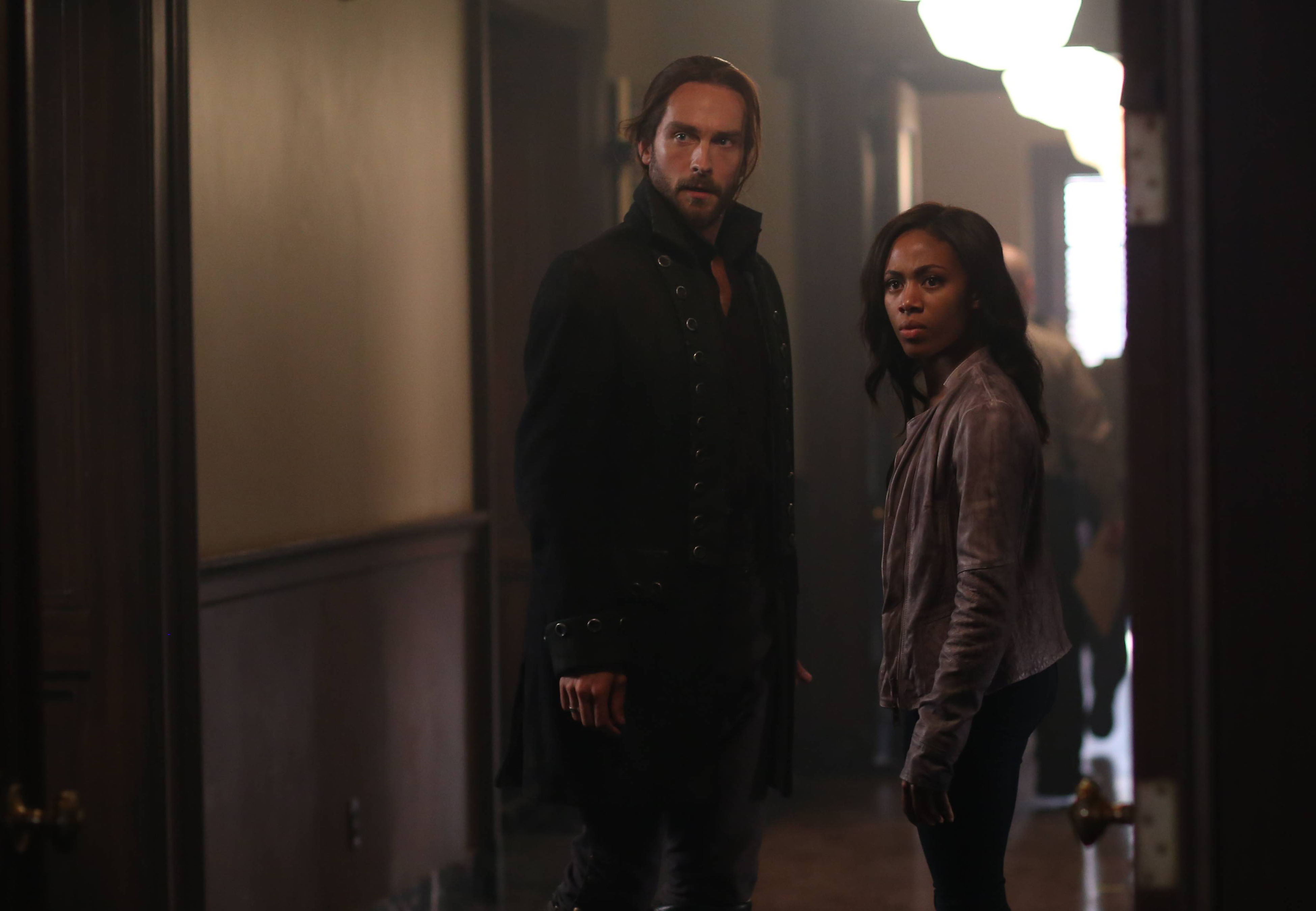 Still of Tom Mison and Nicole Beharie in Sleepy Hollow (2013)