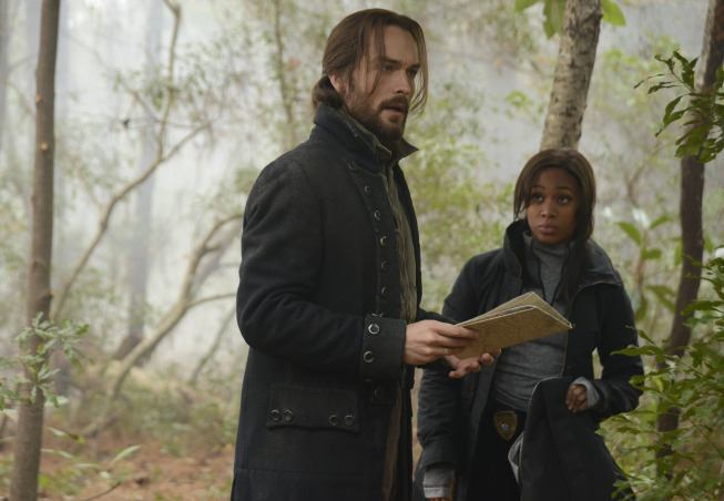 Still of Tom Mison and Nicole Beharie in Sleepy Hollow (2013)