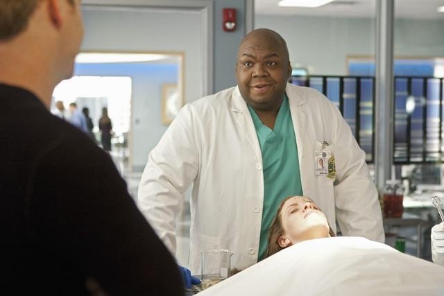 Still of Windell Middlebrooks and Danielle Litak in Body of Proof (2011)