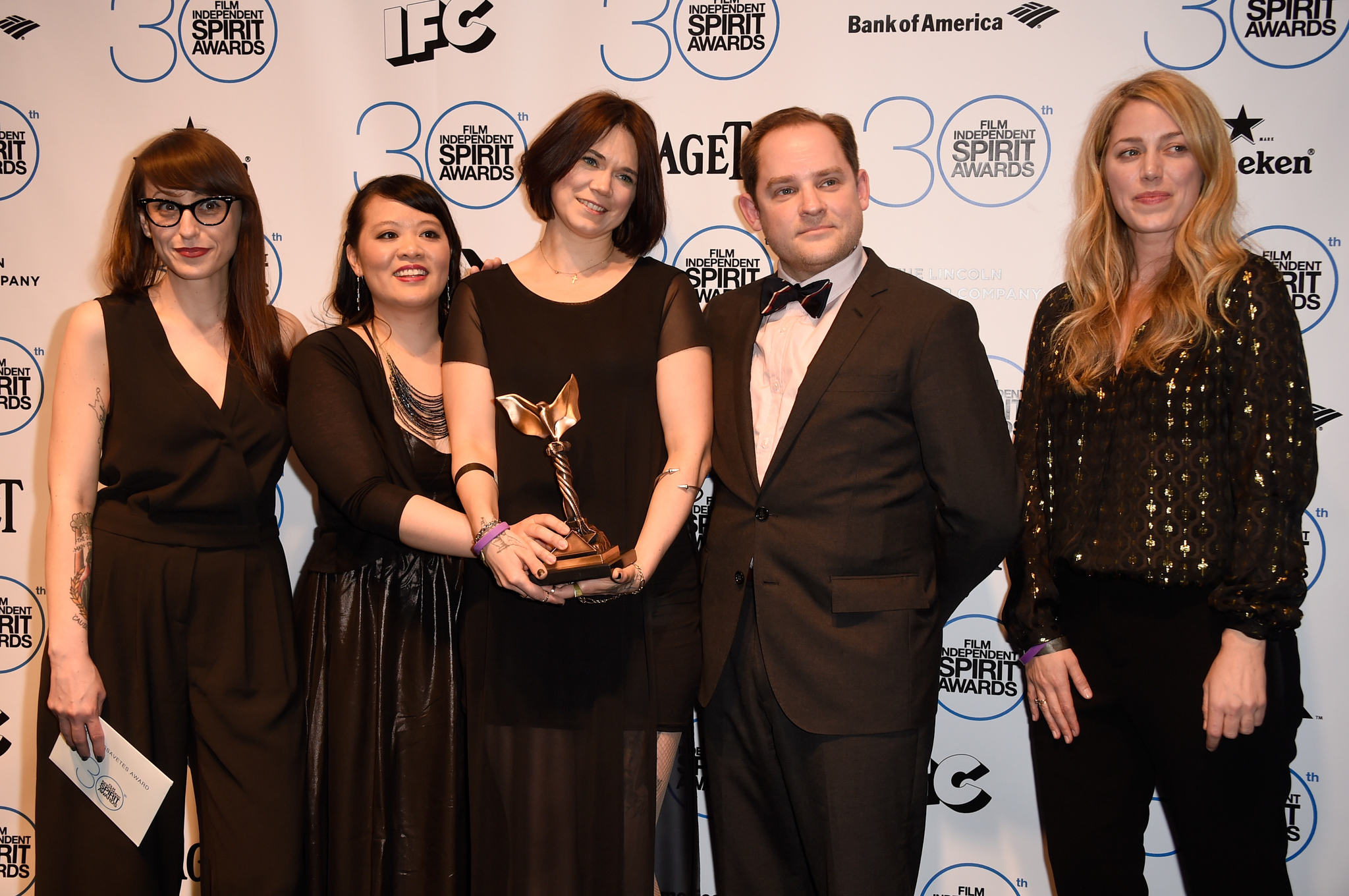 Aaron Katz, Martha Stephens, Mynette Louie, Christina Jennings and Sara Murphy at event of 30th Annual Film Independent Spirit Awards (2015)