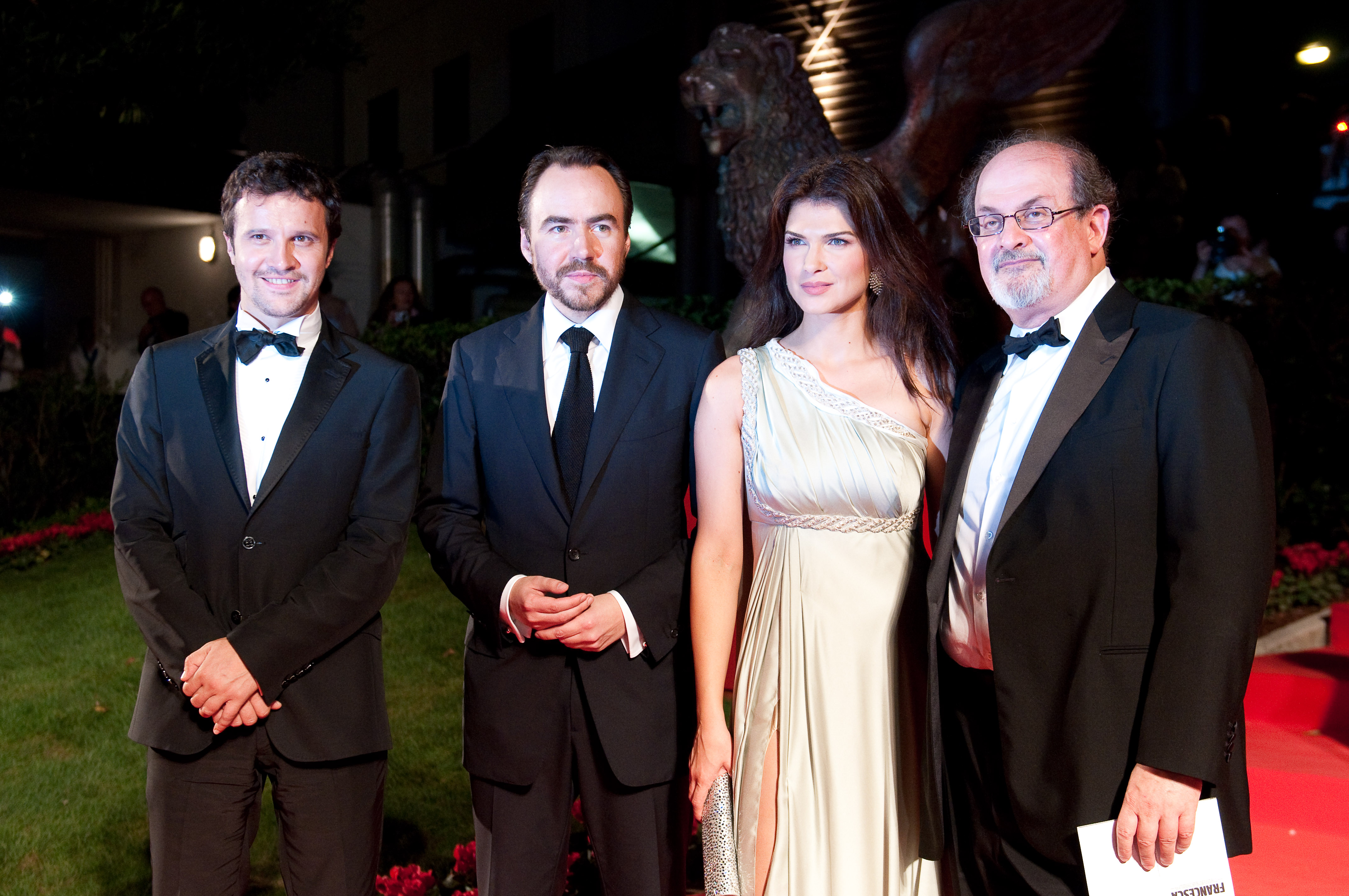 (left to right) Dorian Boguta, Bobby Paunescu, Monica Barladeanu, Salman Rushdie- Venice Film Festival, premiere of FRANCESCA (2009)