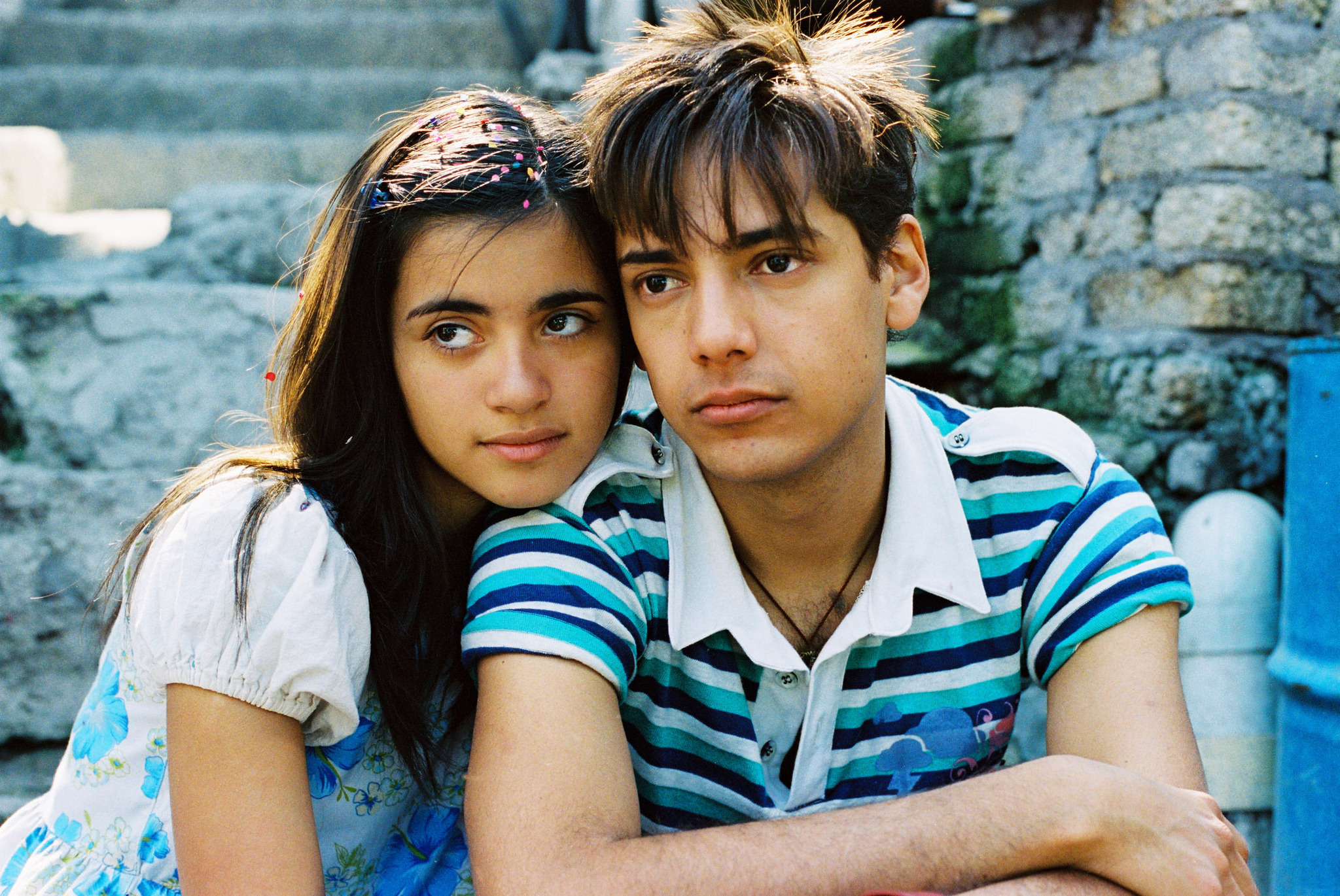 Still of Cesar Ramos and Paulina Gaitan in Vergija (2007)