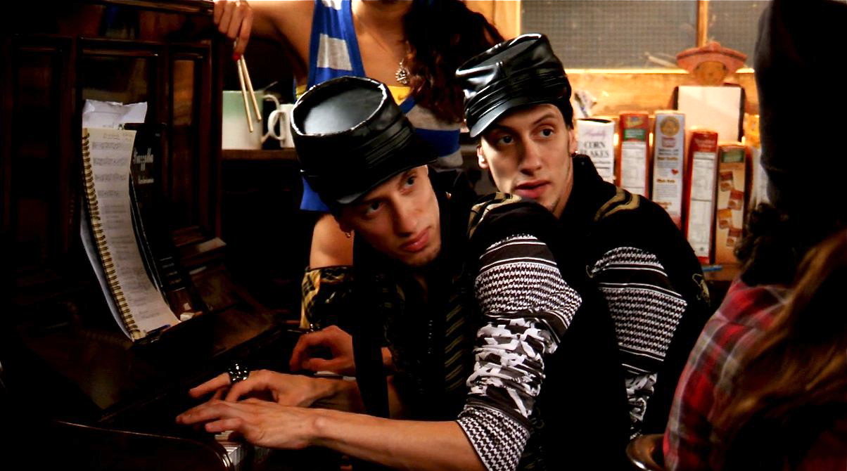 Still of Facundo Lombard and Martín Lombard in Step Up 3D (2010)