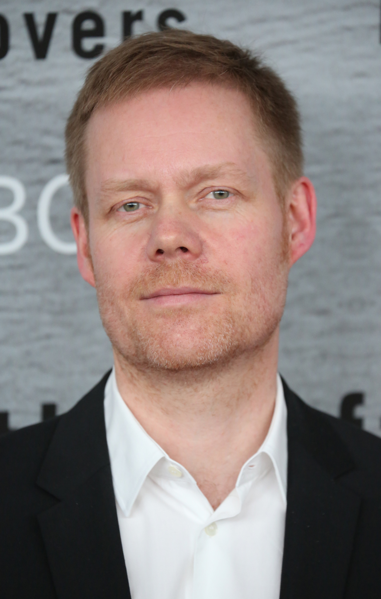 Max Richter at event of The Leftovers (2014)