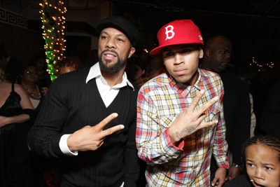 Common and Chris Brown at event of This Christmas (2007)