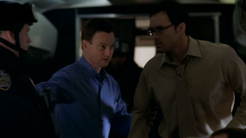 Still of Gary Sinise and Scott Connors in CSI:NY