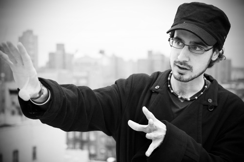 Jorge Valdés-Iga, directing a scene, NY, 2009.