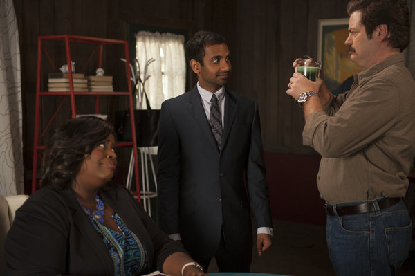 Still of Nick Offerman and Aziz Ansari in Parks and Recreation (2009)
