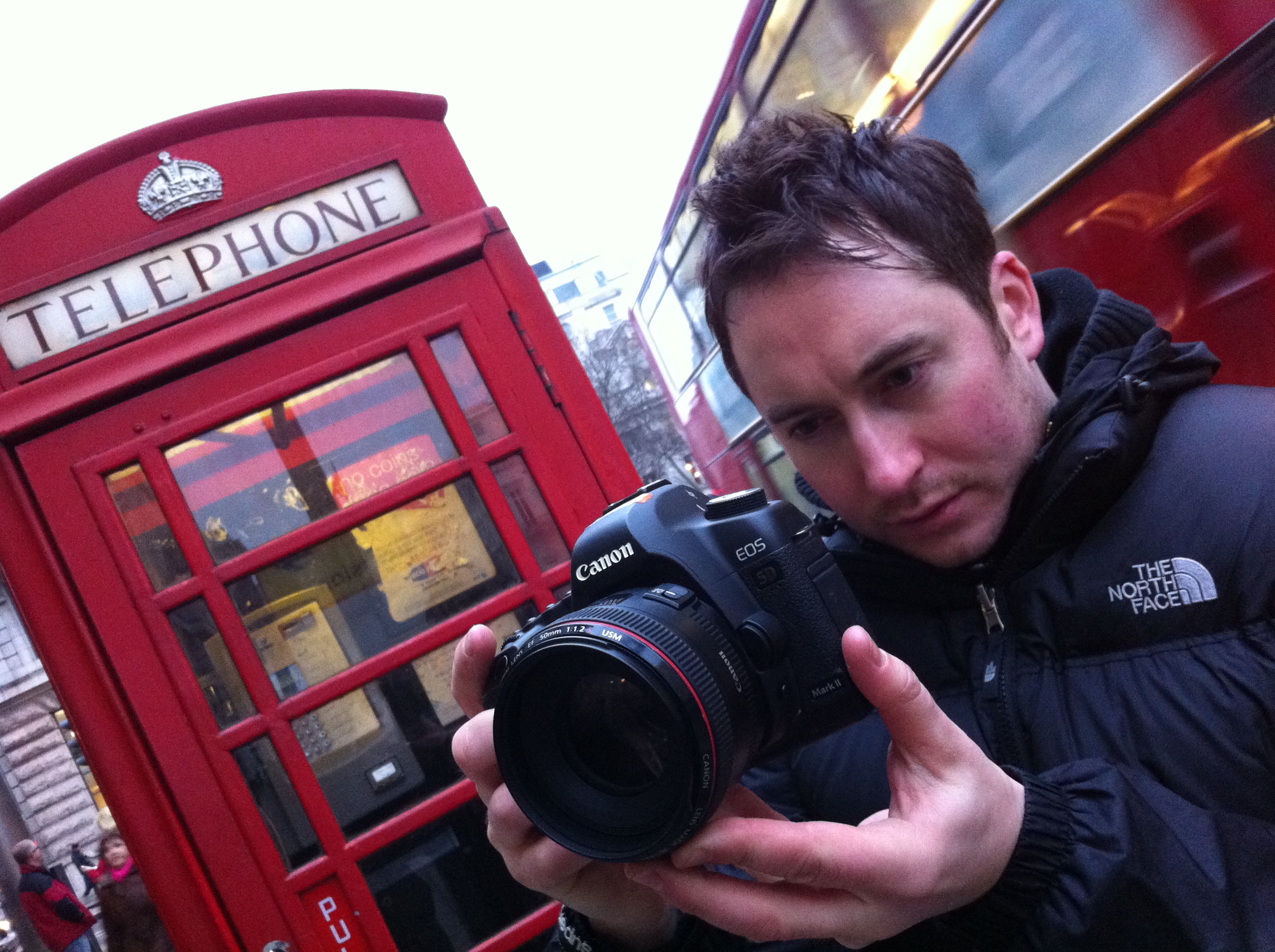 Luke Howard filming with the 5D Mark 2