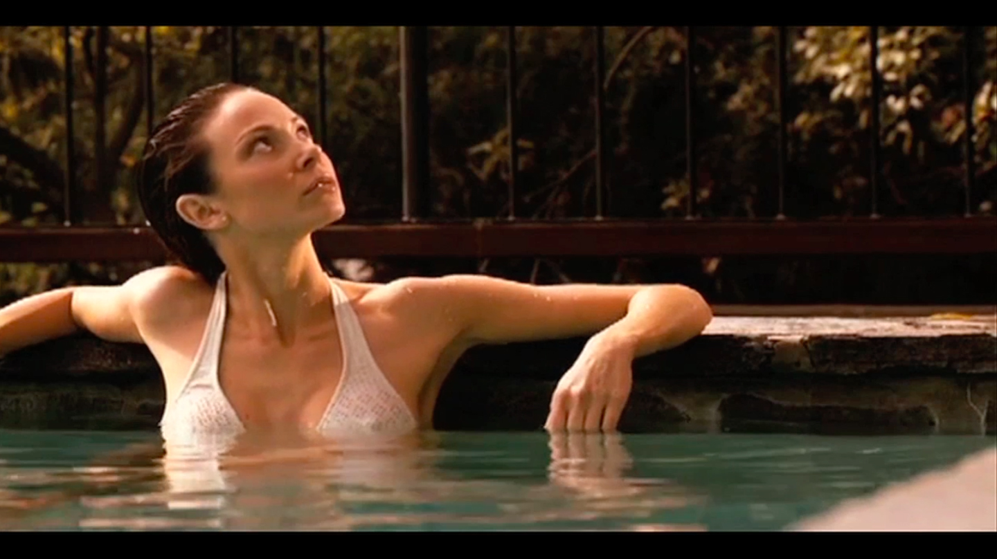 Still of Elena Caruso in Sachal Vasandani Video
