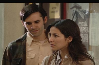 Mario Horton and Loreto Aravena in Los 80 (2008)