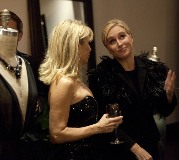 Still of Sonja Morgan and Ramona Singer in The Real Housewives of New York City (2008)