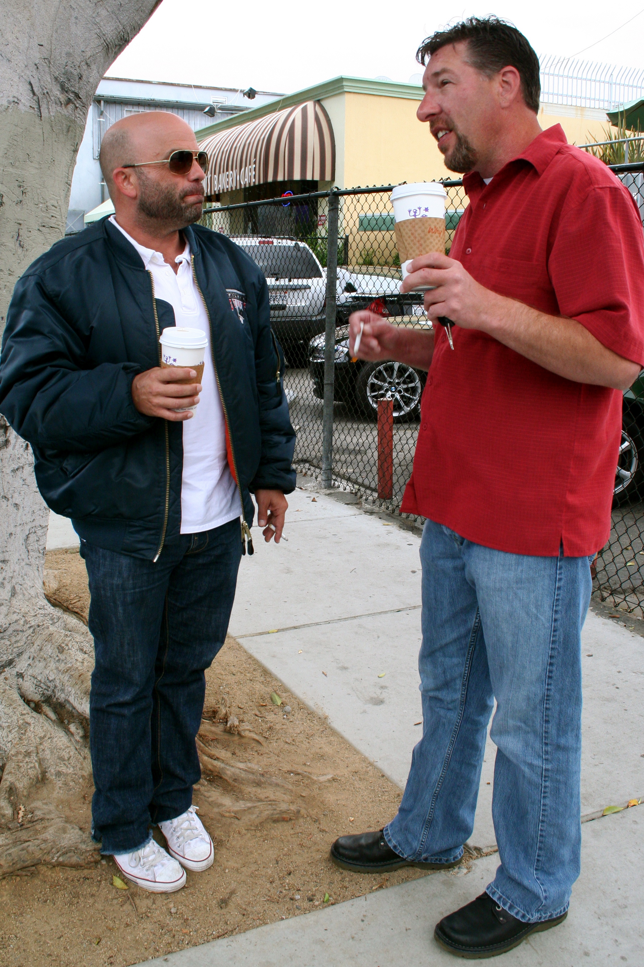 Rob and Lee doing the coffee in Beverly Hills