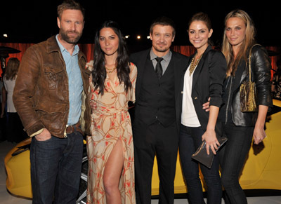 Aaron Eckhart, Jeremy Renner, Molly Sims, Maria Menounos and Olivia Munn