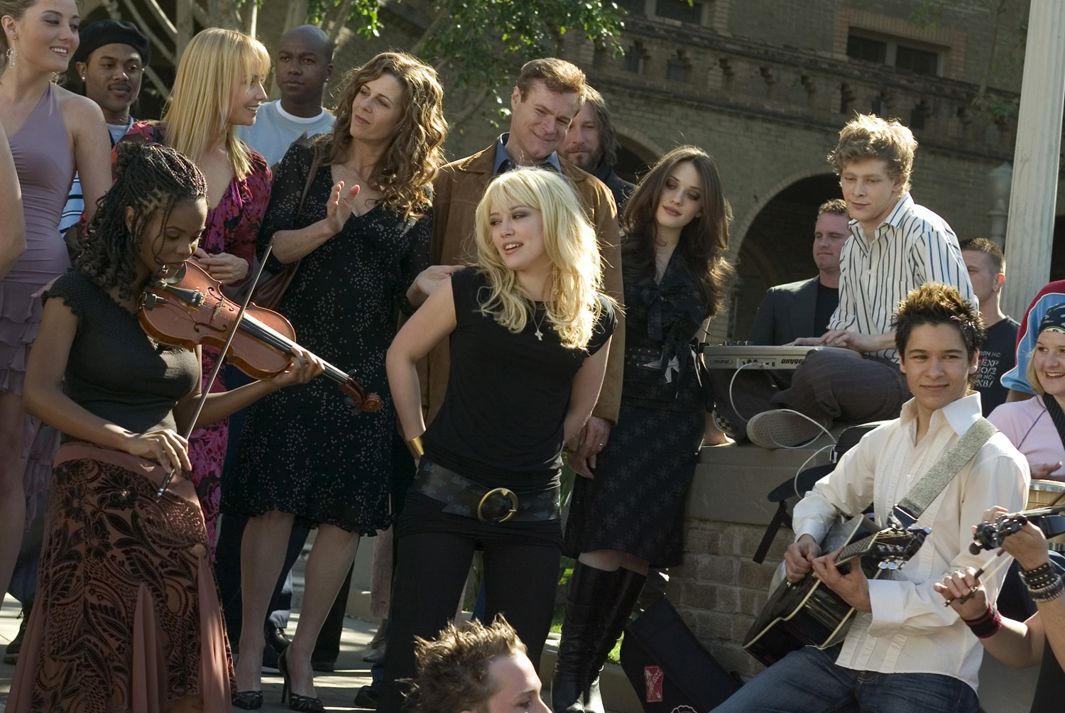 Still of Rebecca De Mornay, David Keith, Rita Wilson, John Corbett, Hilary Duff, Johnny Lewis, Kat Dennings, Dana Davis and Oliver James in Raise Your Voice (2004)