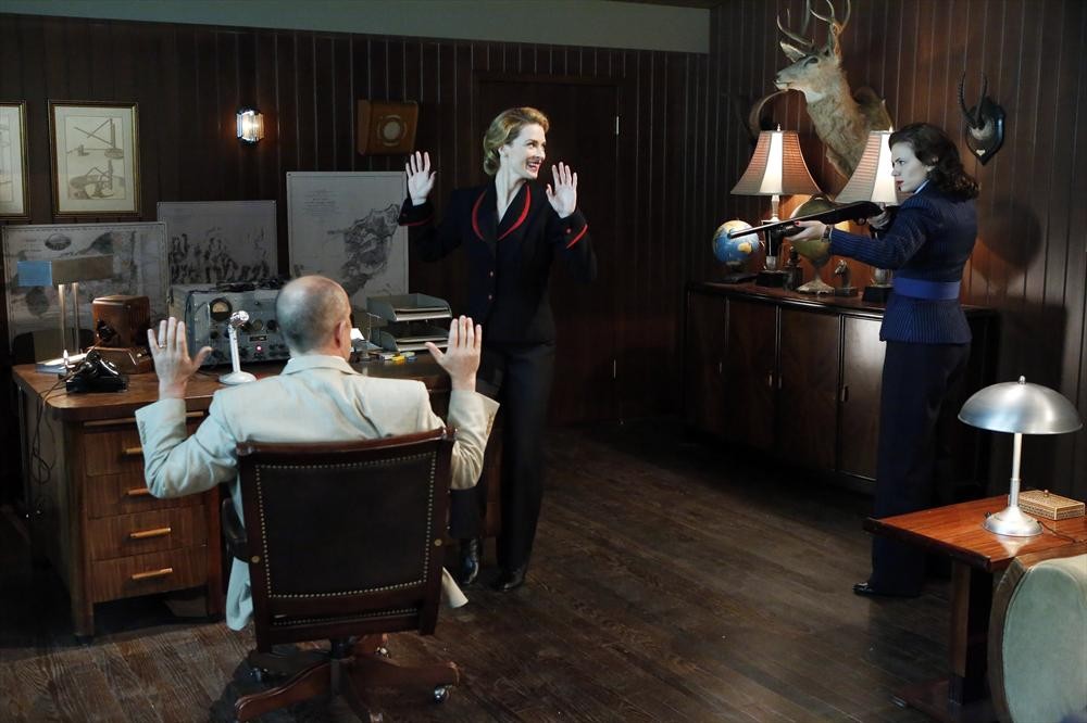 Still of Ralph Brown, Hayley Atwell and Bridget Regan in Agent Carter (2015)