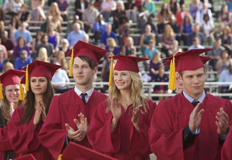 Still of Zach Roerig, Candice Accola and Nina Dobrev in Vampyro dienorasciai (2009)