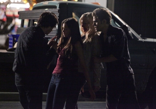 Still of Ian Somerhalder, Paul Wesley, Candice Accola and Nina Dobrev in Vampyro dienorasciai (2009)