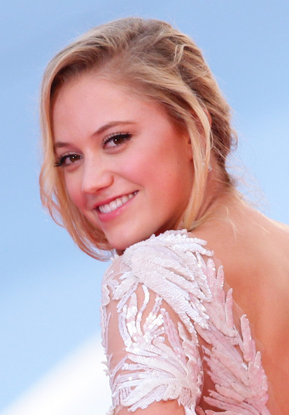 Maika Monroe at the Red Carpet Premiere of AT ANY PRICE, at the 69th Venice Film Festival (2012)