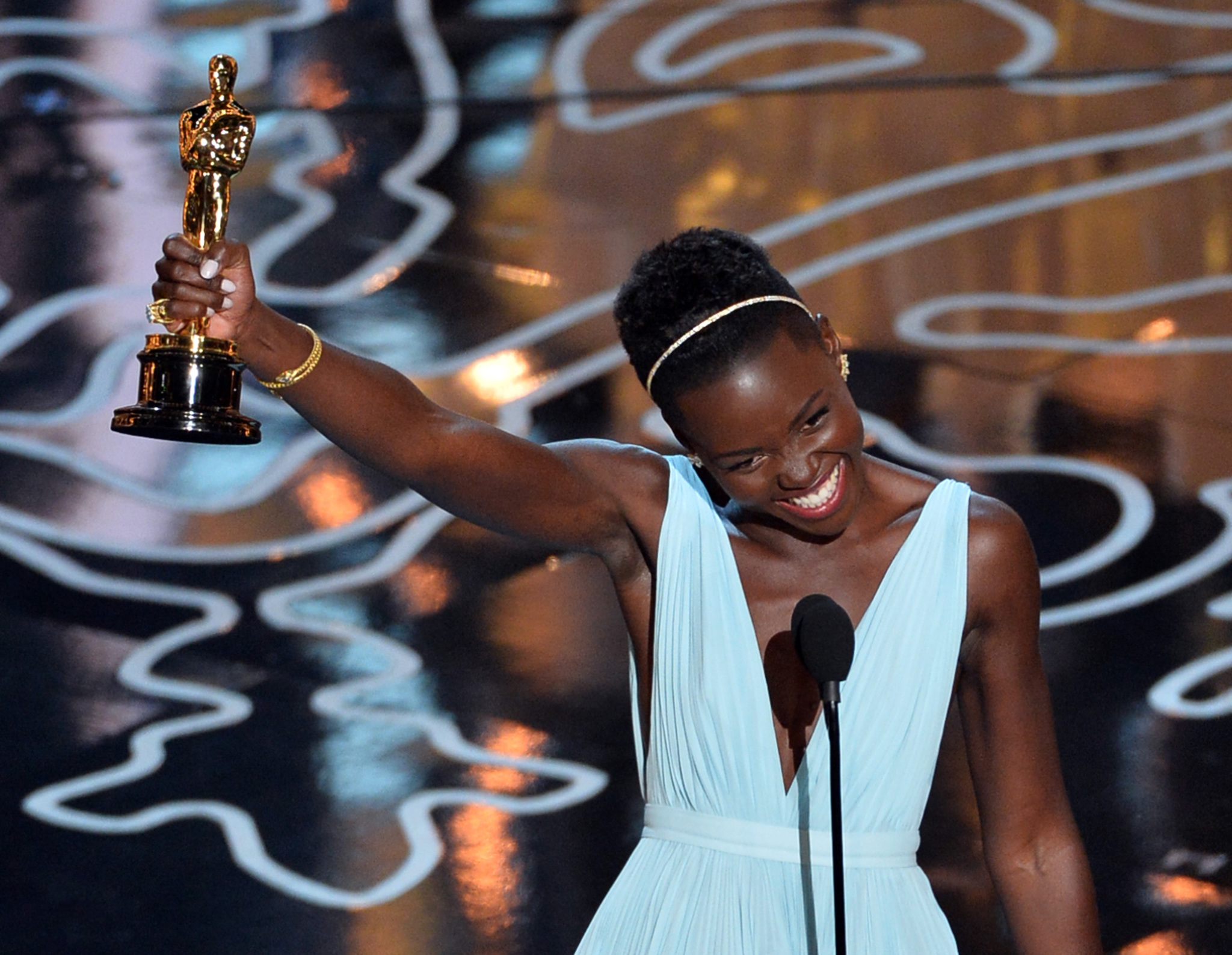 Lupita Nyong'o at event of The Oscars (2014)