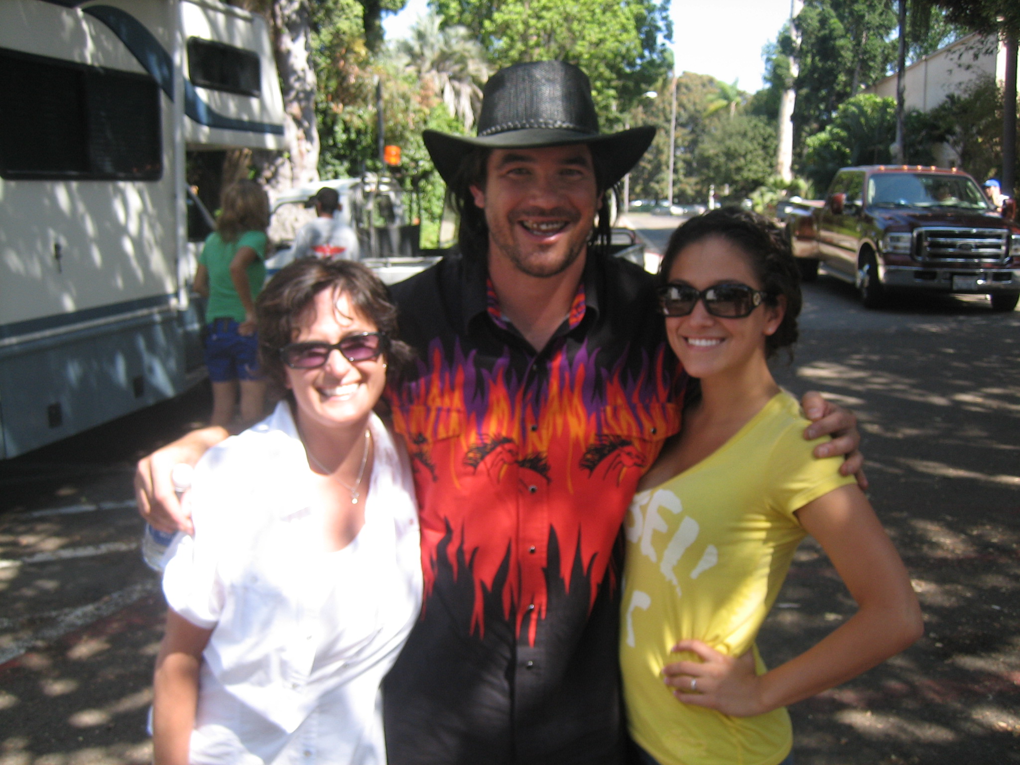 Vida Maine, Dean Cain and Brise Maine on the set of Hole in One.