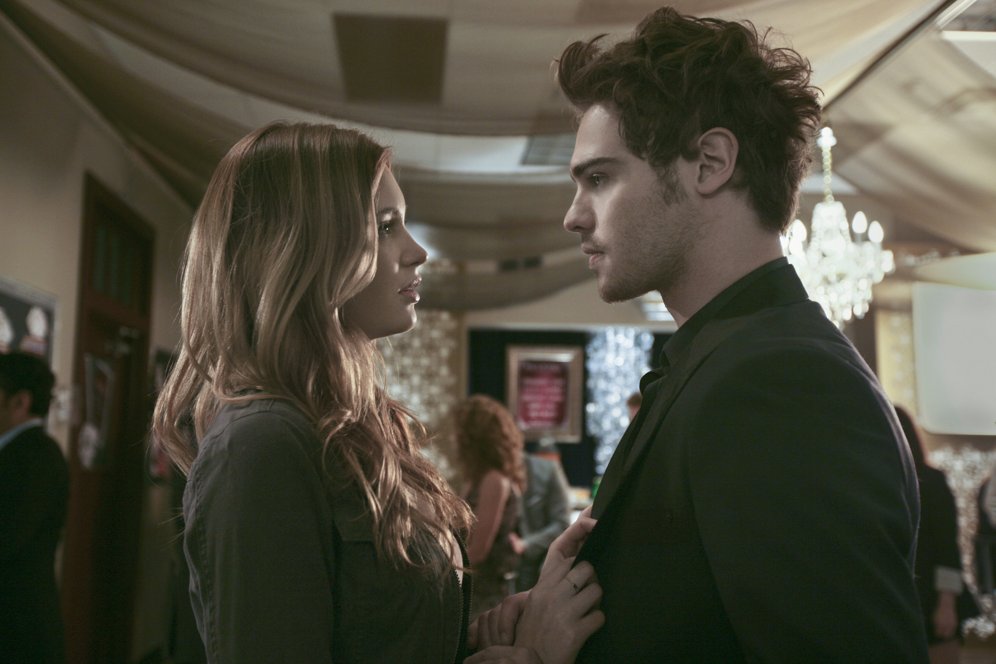 Still of Alexia Fast and Grey Damon in The Secret Circle (2011)