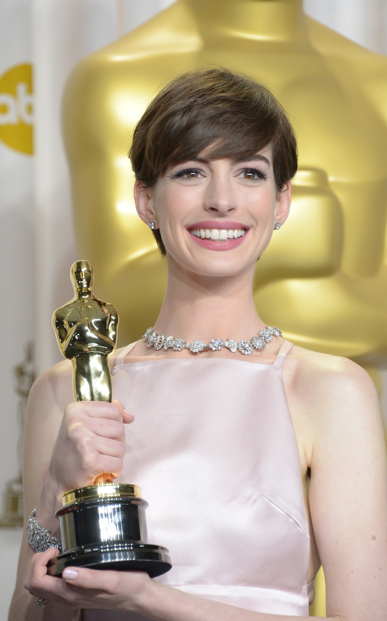 Anne Hathaway