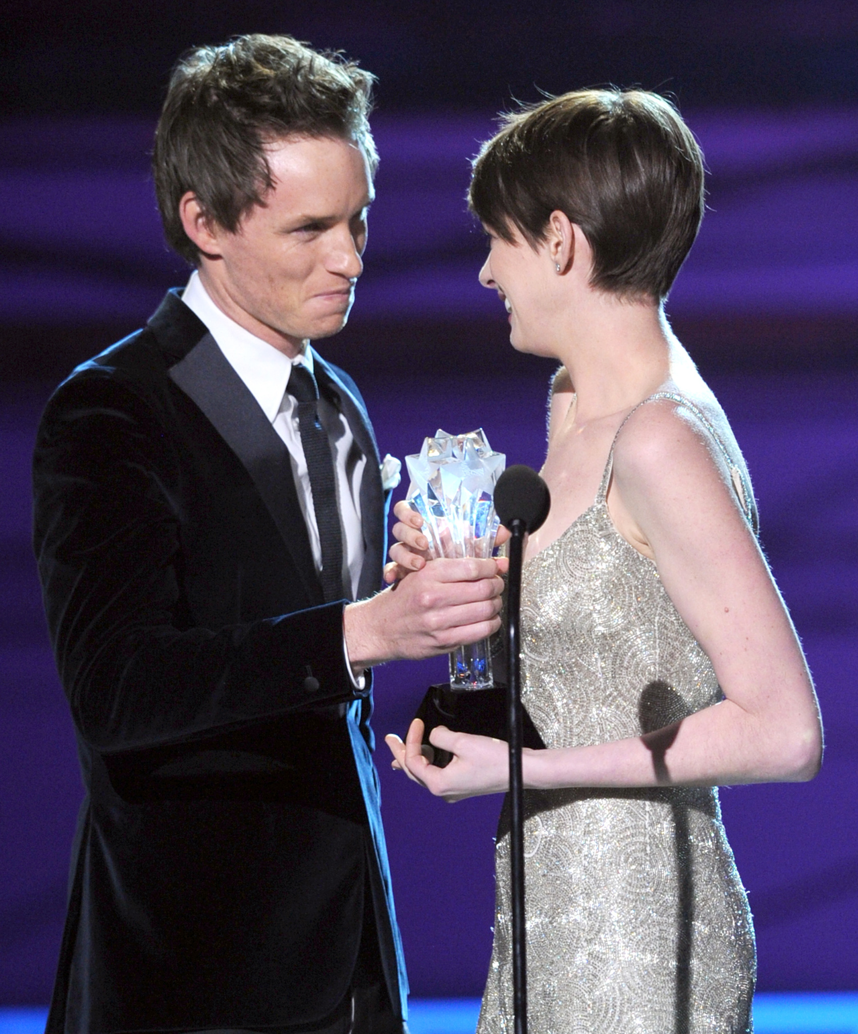 Anne Hathaway and Eddie Redmayne