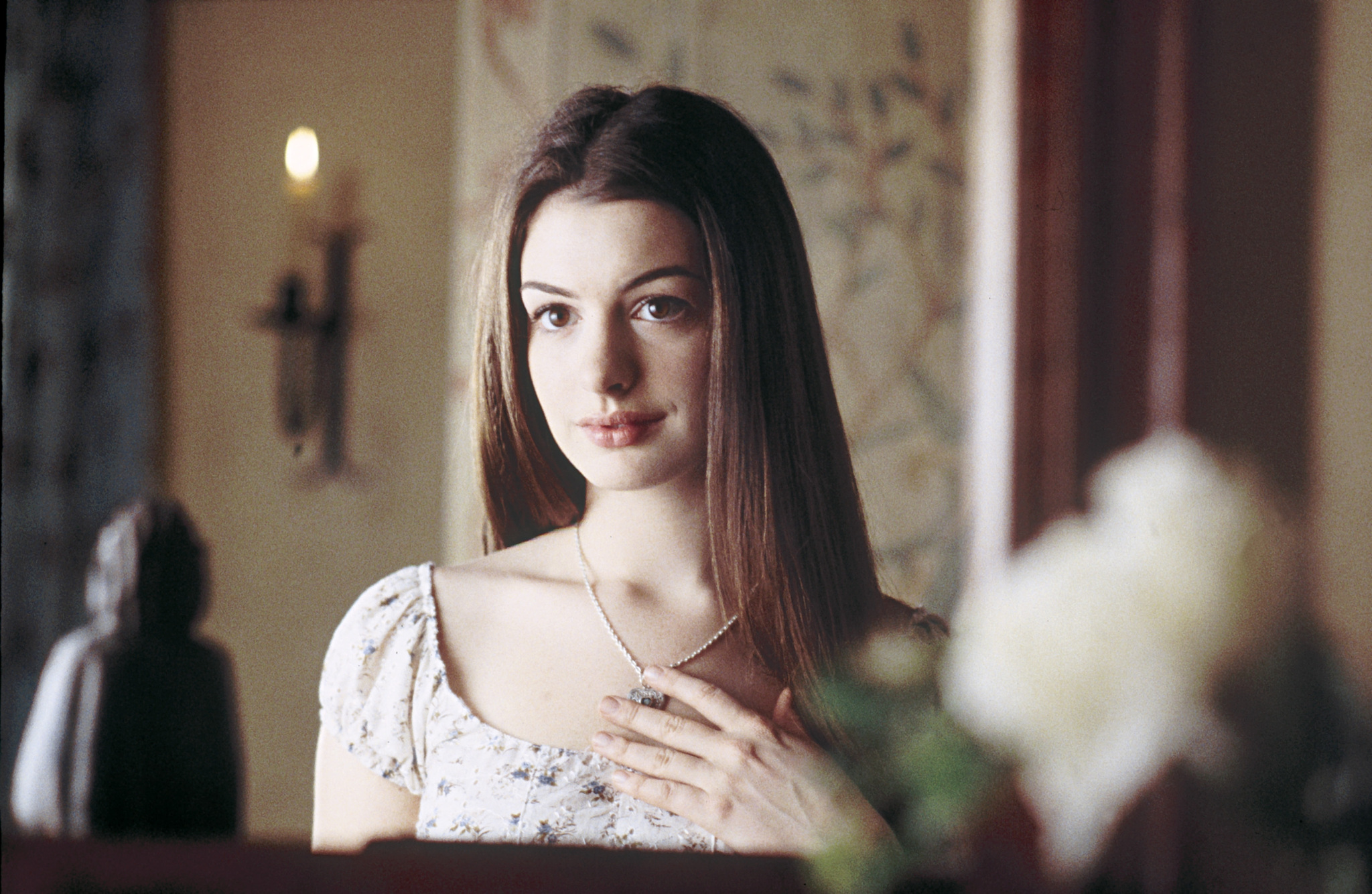 Still of Anne Hathaway in Ella Enchanted (2004)