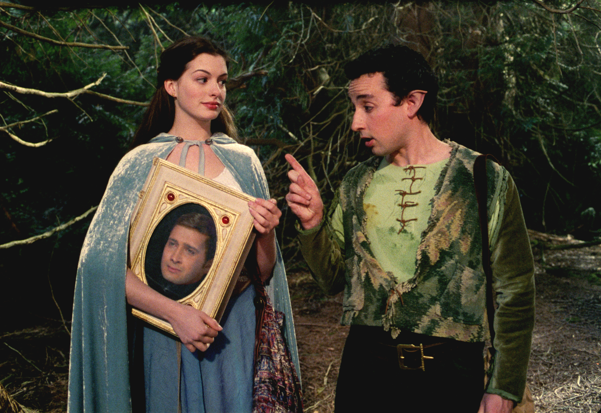 Still of Anne Hathaway in Ella Enchanted (2004)