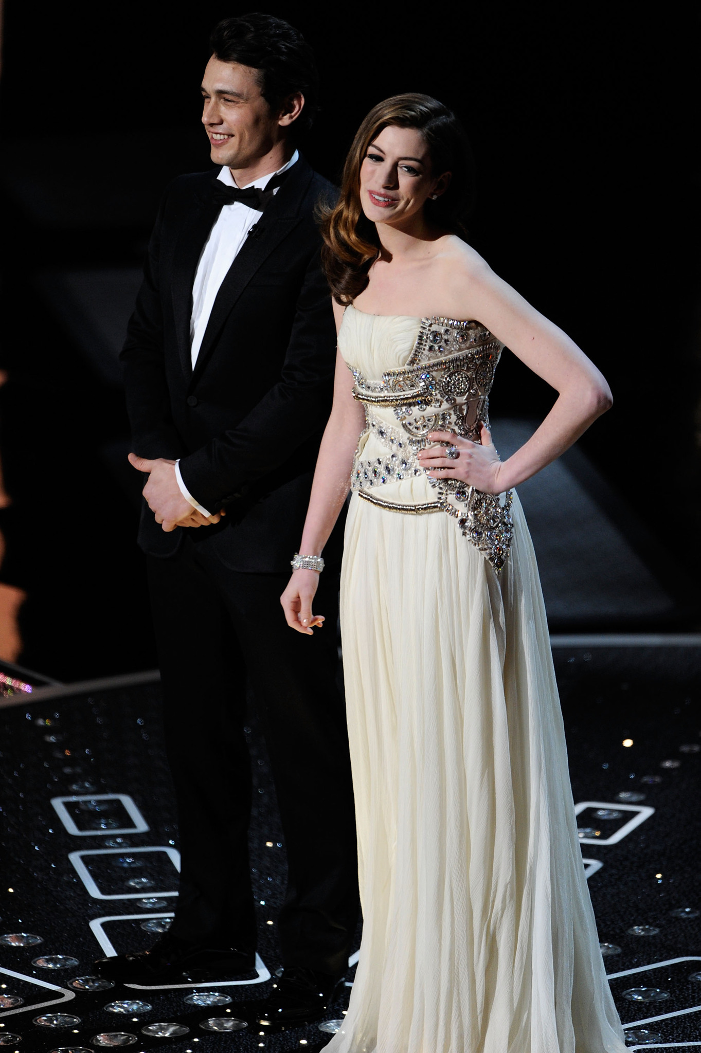 Anne Hathaway and James Franco