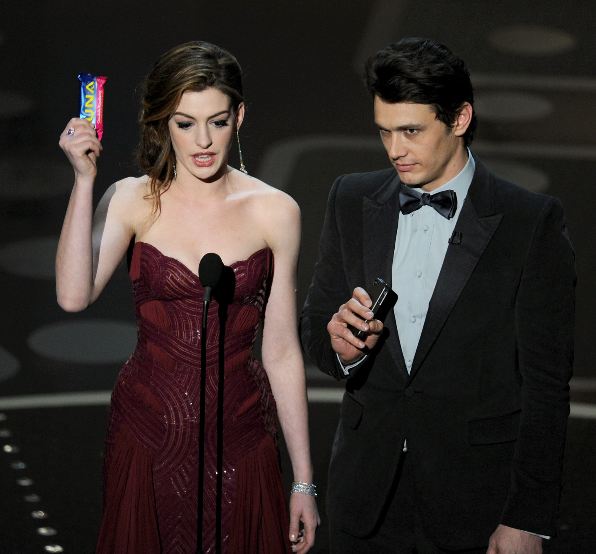 Anne Hathaway and James Franco