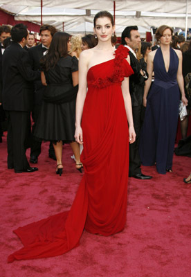 Anne Hathaway at event of The 80th Annual Academy Awards (2008)