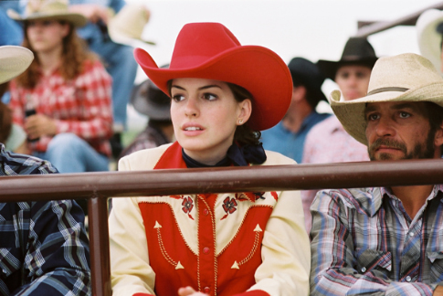 Still of Anne Hathaway in Kuprotas kalnas (2005)