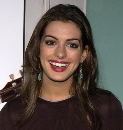 Anne Hathaway at event of The School of Rock (2003)