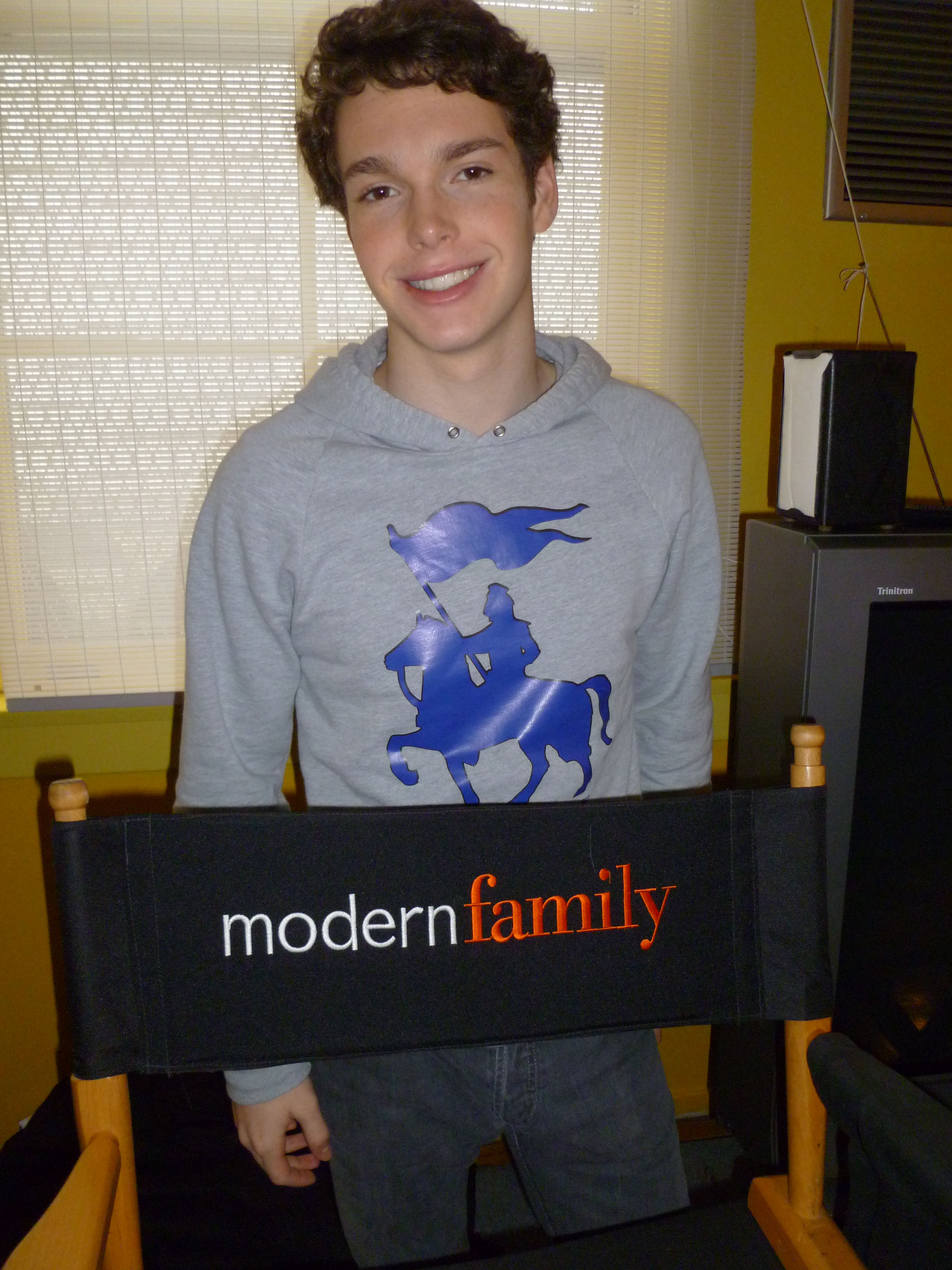 Jarrod as Alex's Knight on 'Modern Family', December 2012.