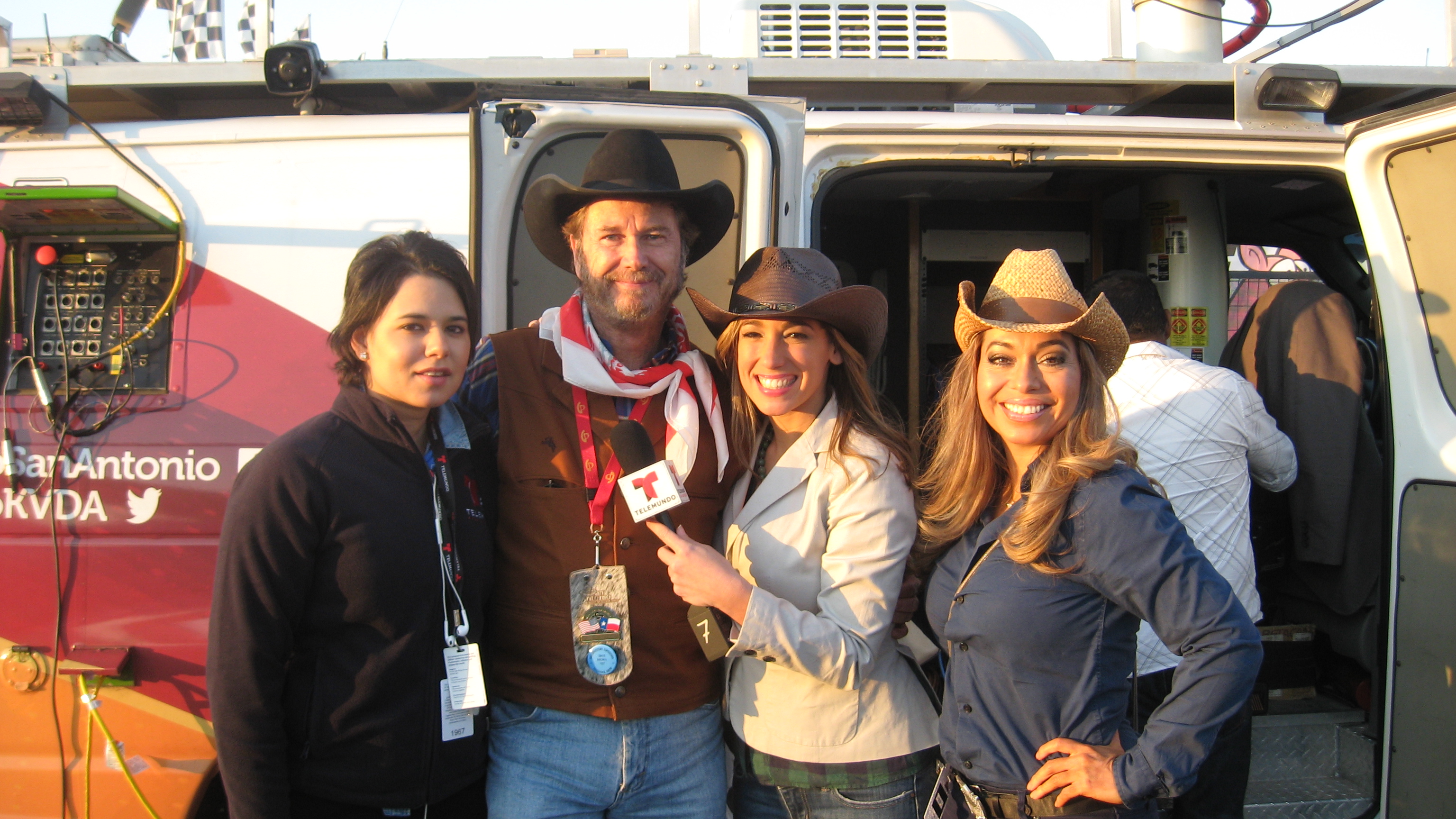 Dean Reading at the San Antonio Stock Show and Rodeo with the Telemundo crew.