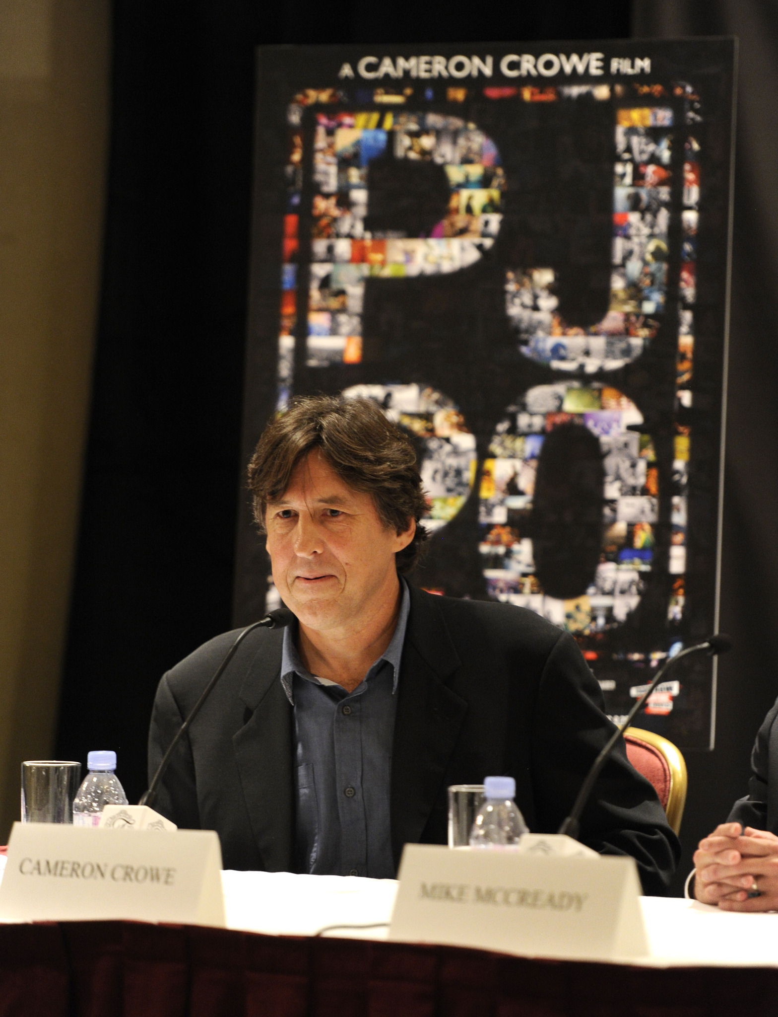Cameron Crowe and Pearl Jam at event of Pearl Jam Twenty (2011)