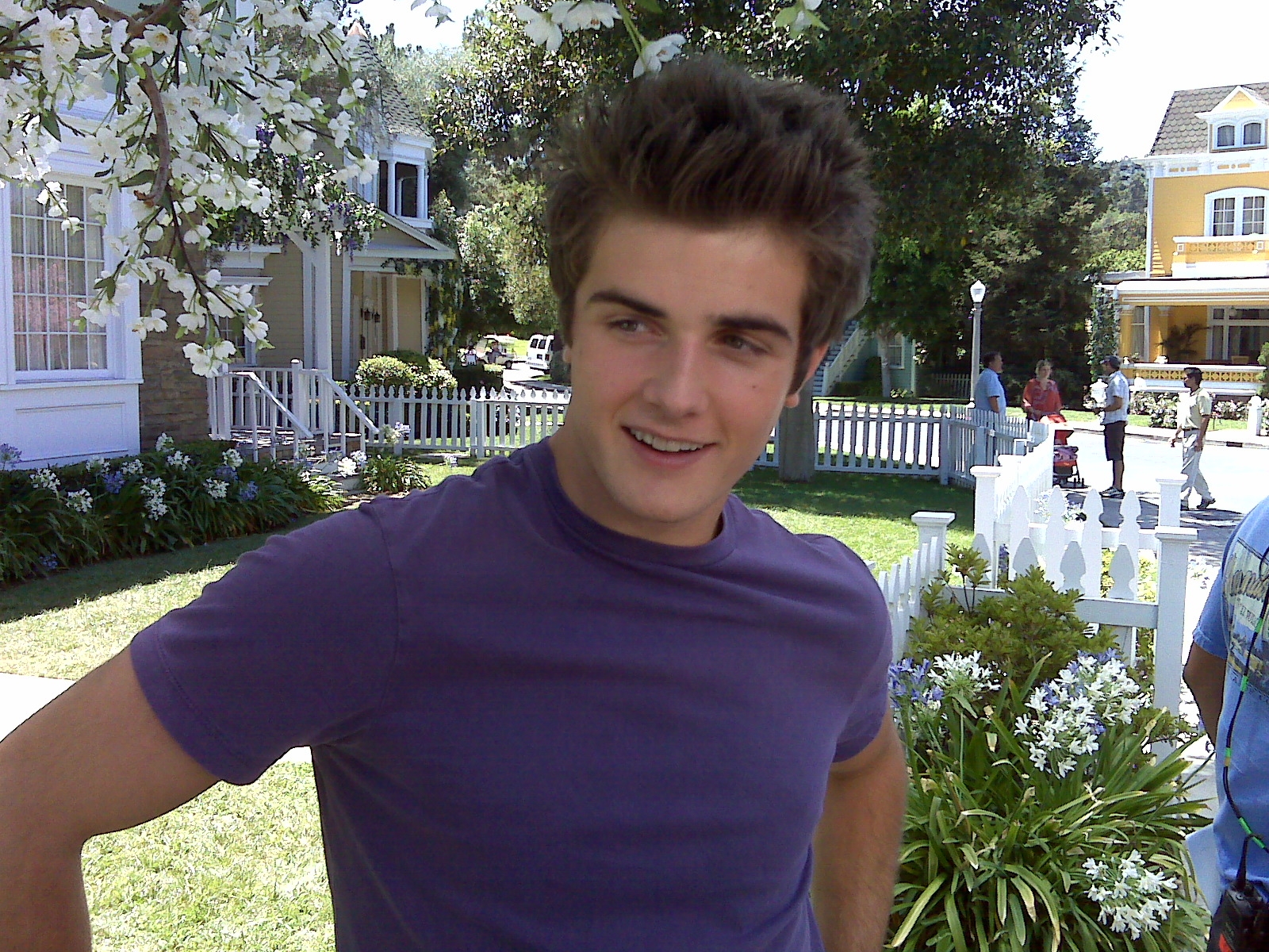 Beau on set of Desperate Housewives
