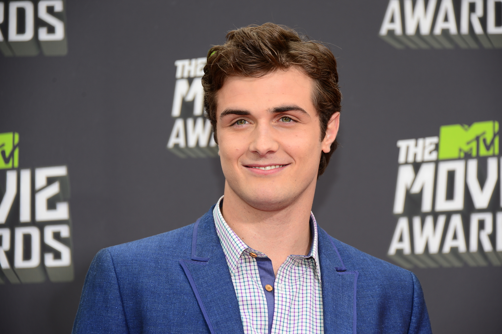Beau Mirchoff at event of 2013 MTV Movie Awards (2013)