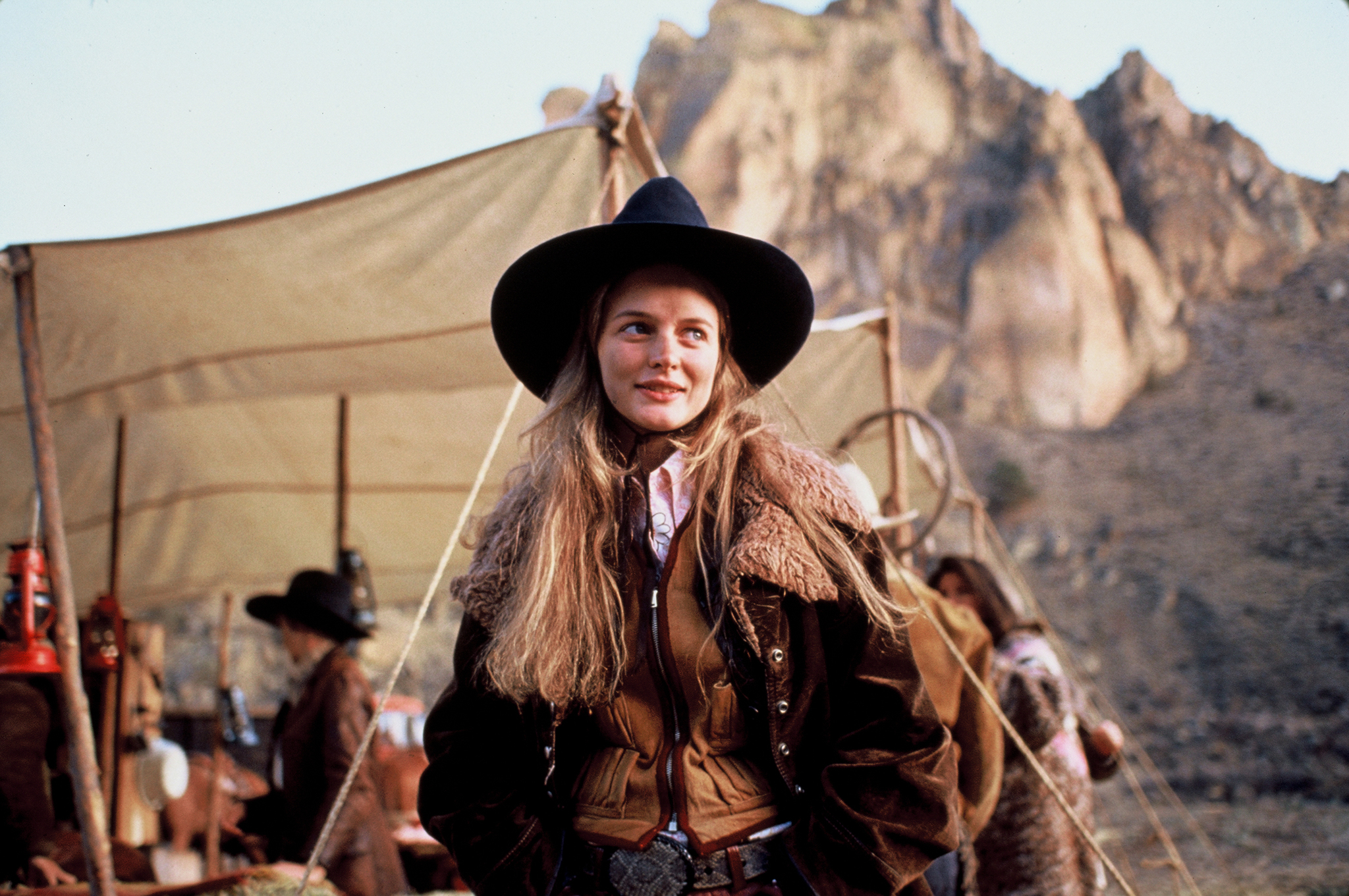 Still of Heather Graham in Even Cowgirls Get the Blues (1993)
