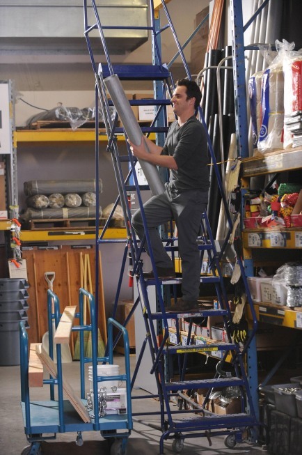 Still of Jake Johnson in New Girl: Quick Hardening Caulk (2013)